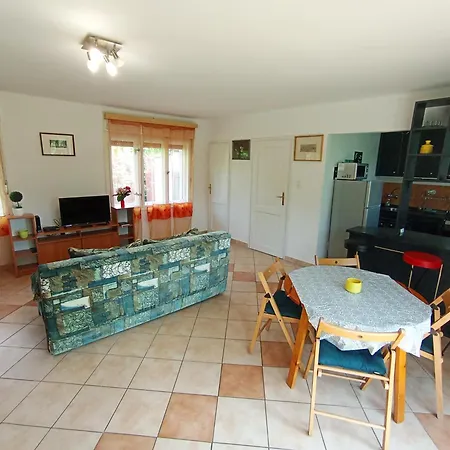 Vadvirag Haz Apartment Balatonfured Exterior photo