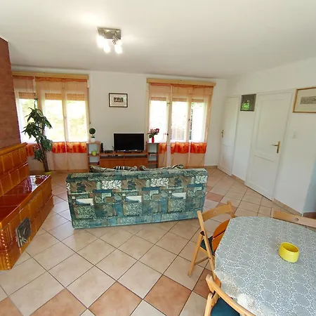 Vadvirag Haz Apartment Balatonfured Exterior photo