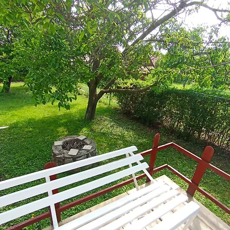 Vadvirag Haz Apartment Balatonfured Exterior photo